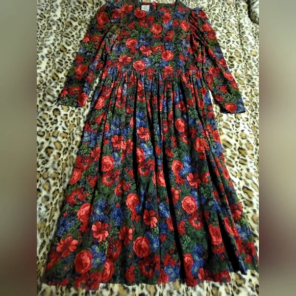 Vintage Laura Ashley Size 12 Corduroy Floral Garden Dress Gathered Zipper NICE - Picture 9 of 10